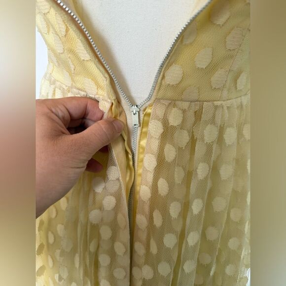 1950s/60s Baby Doll Empire Waist Yellow Polka Dot Dress - Picture 7 of 15